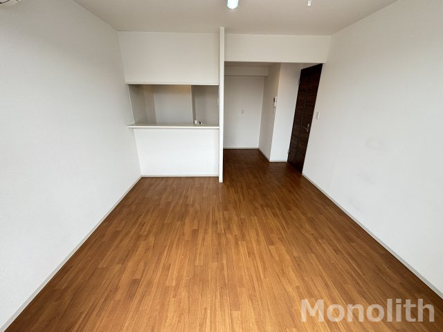 プランドール大手の居間・リビング