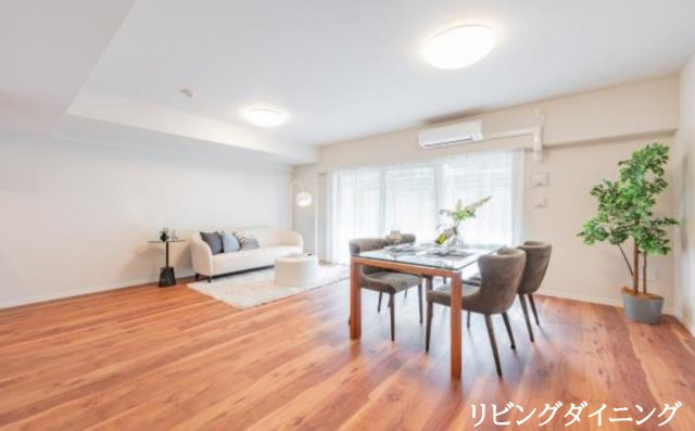 ブレスタージュ東戸塚2【仲介手数料無料】ペット可♪の居間・リビング