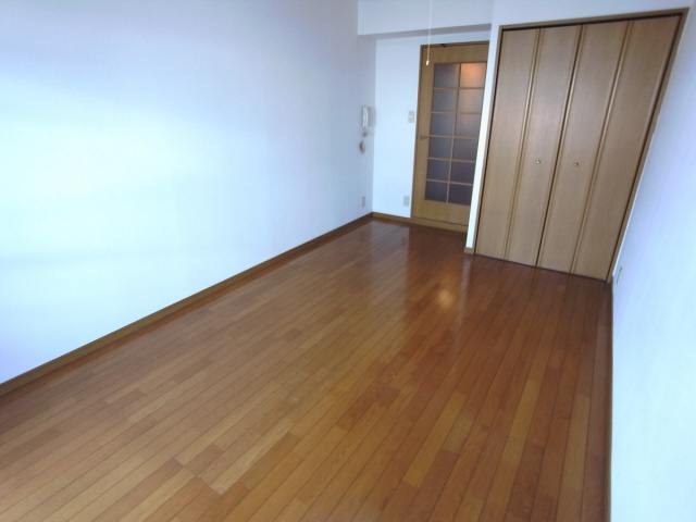 ライフ石町の内装