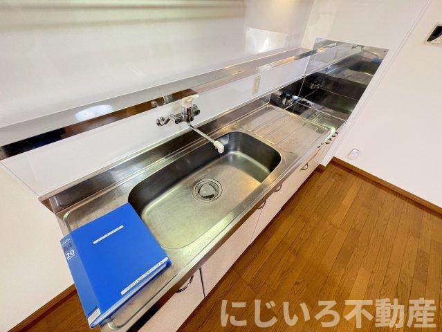 ヨーロピアンシャレ―サンモールのキッチン