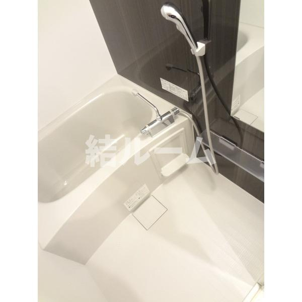 文京区本駒込１丁目の賃貸マンションの浴室