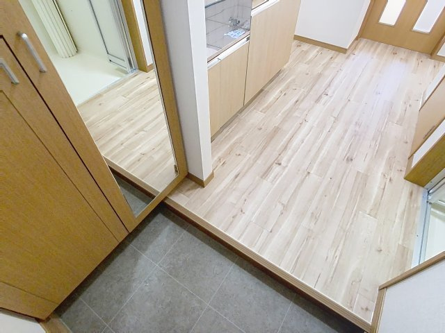 エスポアールナガオカの玄関