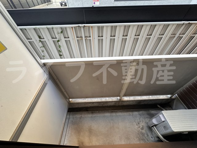 ポプルスONEのバルコニー|お洗濯にも便利なバルコニー付き