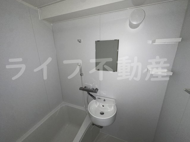 ダイヤモンドパレスの洗面所