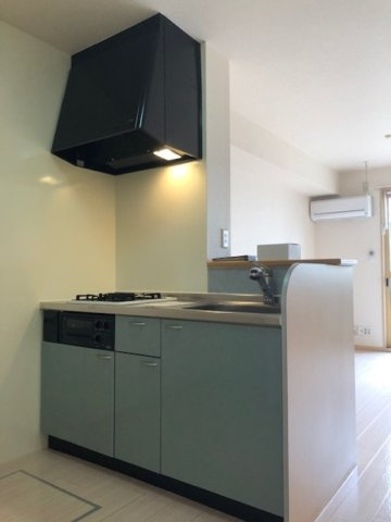 ラーン・サバーイのキッチン|使い勝手の良いカウンターキッチン♪