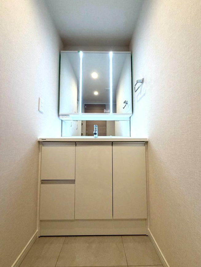 コスモ保土ヶ谷パークフォルム【仲介手数料無料】の独立洗面台