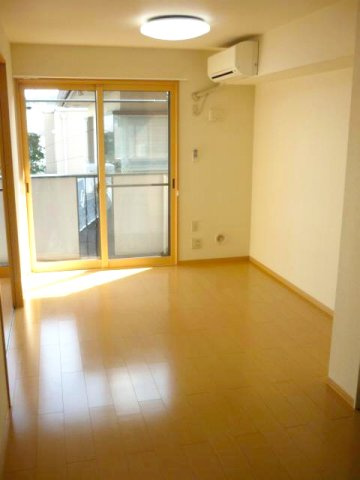 アムールの居間・リビング