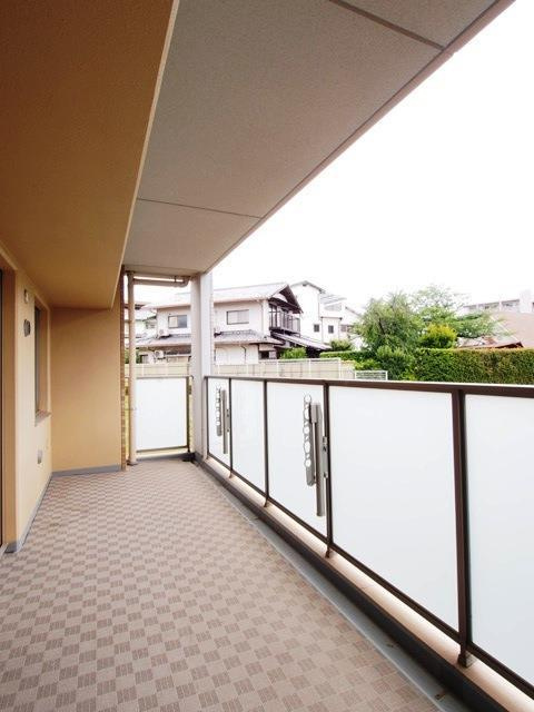 ロジュマン東豊中のバルコニー