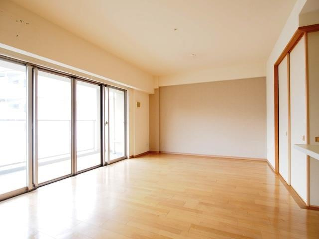 ロジュマン東豊中の居間・リビング