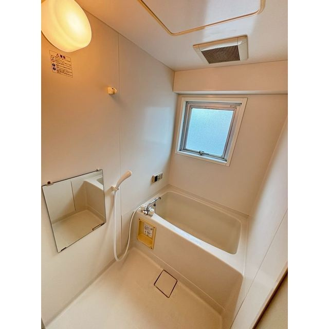 小寺ハイツの浴室