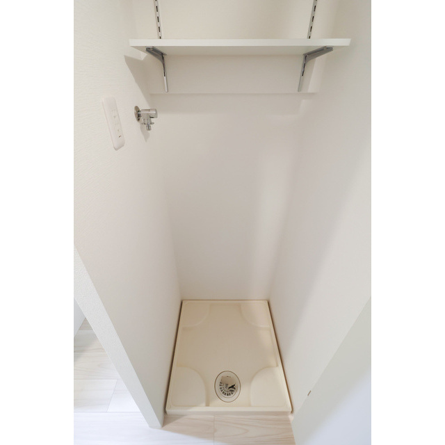 アドバンス江坂ラシュレ