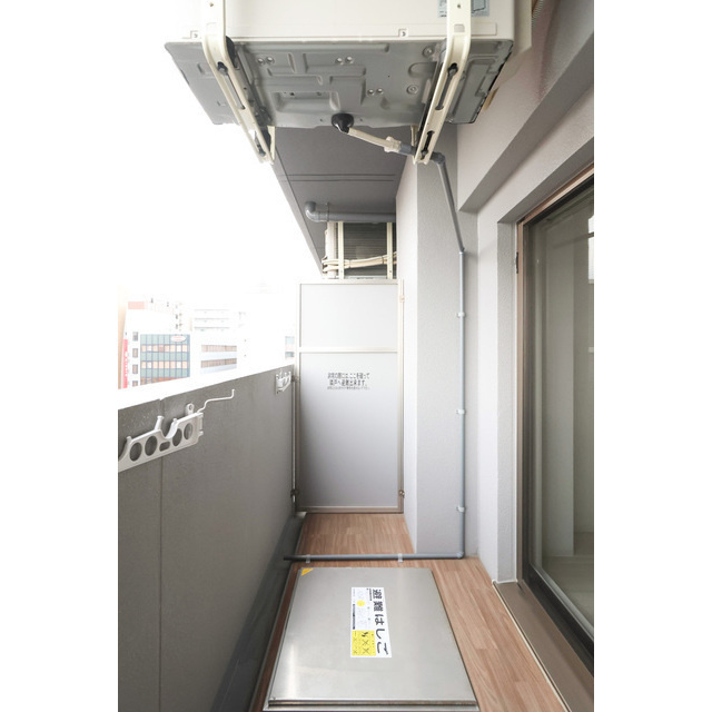 アドバンス江坂ラシュレのバルコニー