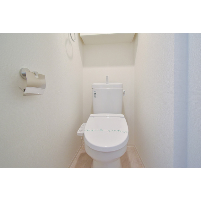 アドバンス江坂ラシュレのトイレ