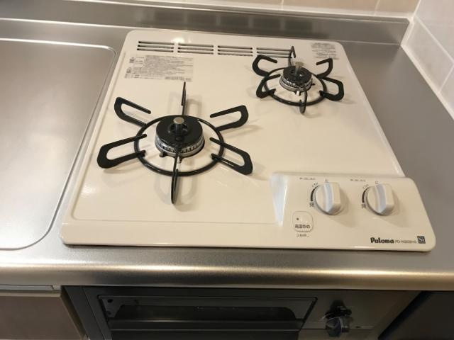 T Clef　（ティークレフ）のキッチン|２口コンロ