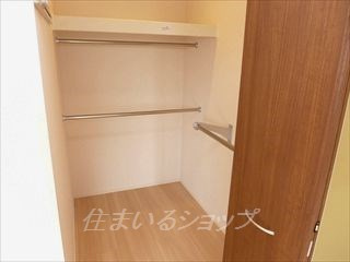 広島市安佐北区口田南２丁目のアパートの収納|ウォークインクローゼット