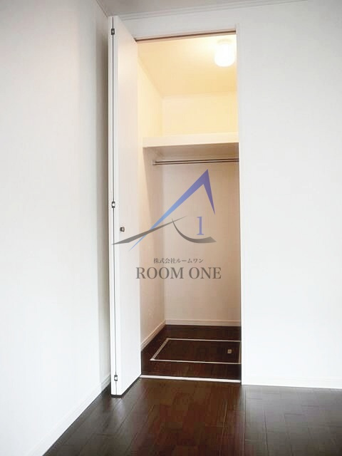 サンビレッジⅠの収納|ウォークインクローゼットです。