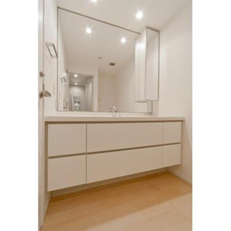 【洗面所】 | パークキューブ目黒タワー | ※写真は同タイプ住戸です。