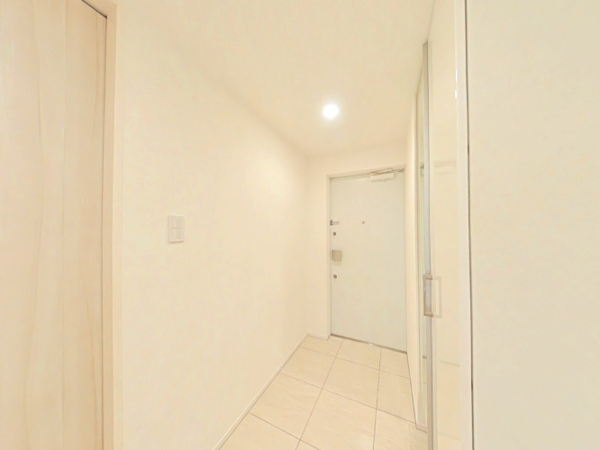 アルファスマート総社駅南の玄関|・玄関スペース
収納力がある玄関になります！