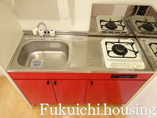 ZESTY千歳船橋のキッチン