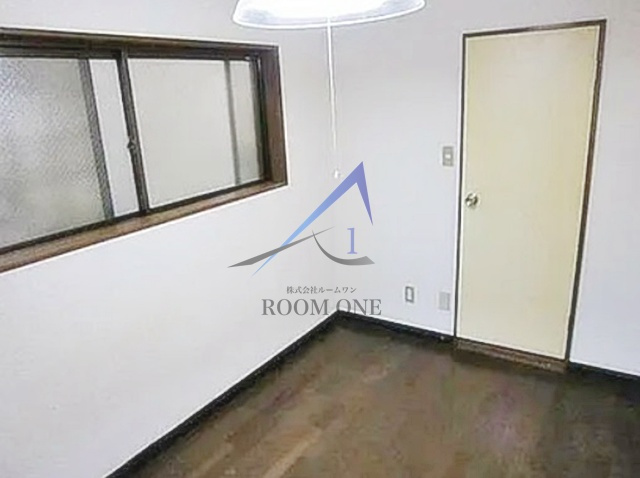 ホワイトヒルズの居間・リビング|洋室のお部屋です。