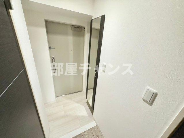 グランパークタワーの玄関