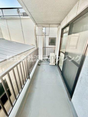 アパートメント松虫のバルコニー