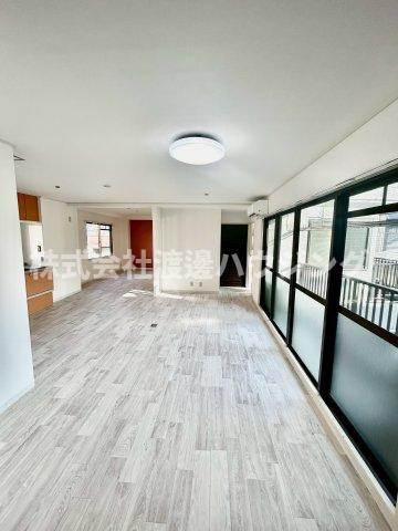 アパートメント松虫の内装