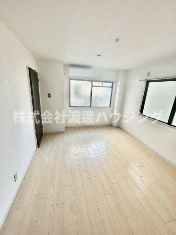 アパートメント松虫の寝室