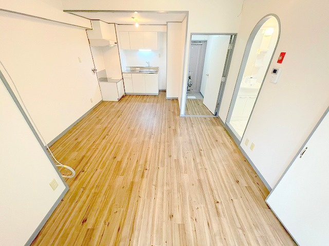 RIZEONE上新庄の居間・リビング