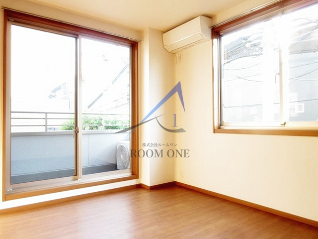 a la modeの居間・リビング|洋室のお部屋です。