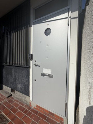 【玄関】 | 上河原通３丁目店舗