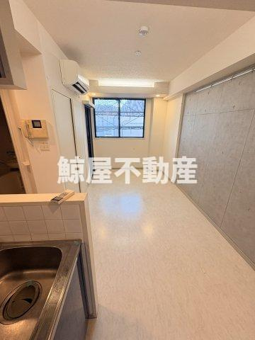 シンシア銀座EASTの洋室
