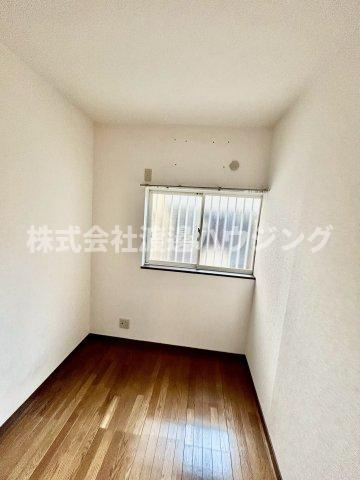 十八条一戸建のその他|窓