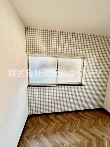 十八条一戸建のその他|窓