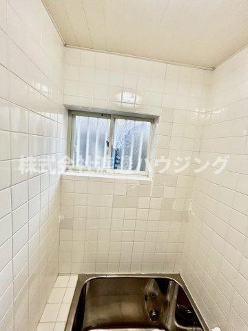 十八条一戸建のその他|窓