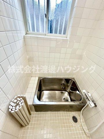 十八条一戸建の浴室