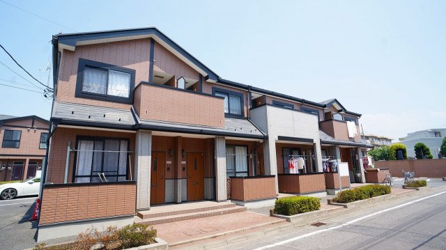 メゾンリファインＳの外観|落ち着いた雰囲気の外観です