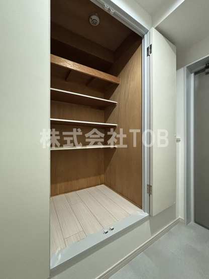 【収納】 | ミール千歳烏山 | 玄関収納