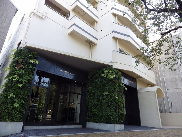 ユートピアチェリーのエントランス