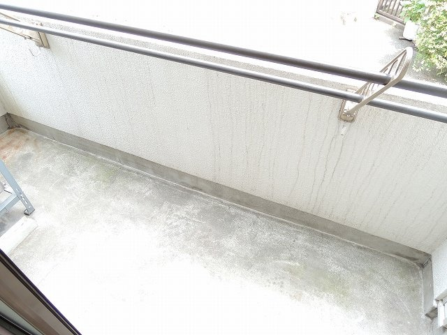 アーバンハイツ本駒込のバルコニー