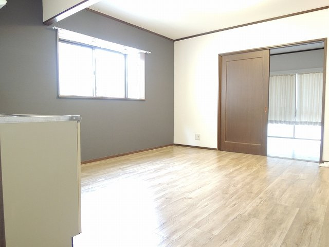 アーバンハイツ本駒込の居間・リビング