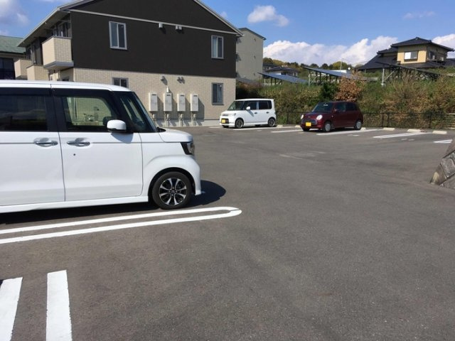 フォーライフ21の駐車場|平置き駐車場★