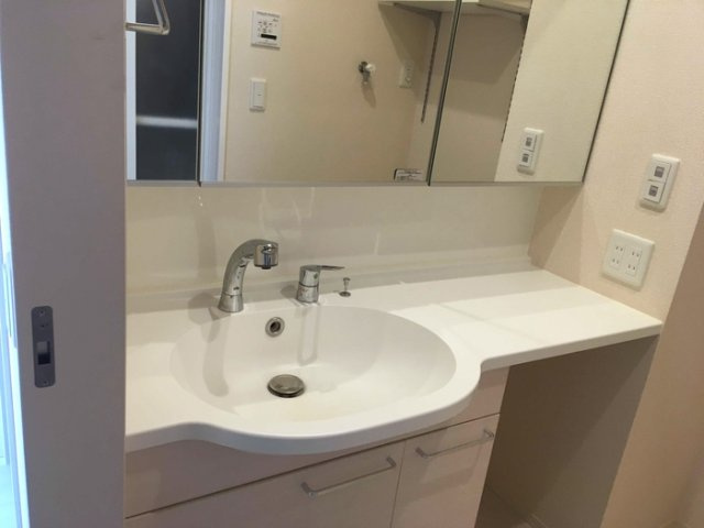 フォーライフ21の洗面所|広い洗面スペースです★