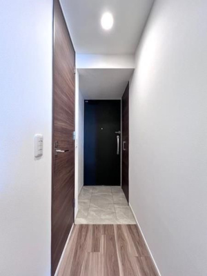 【玄関】 | エミリブ東長崎