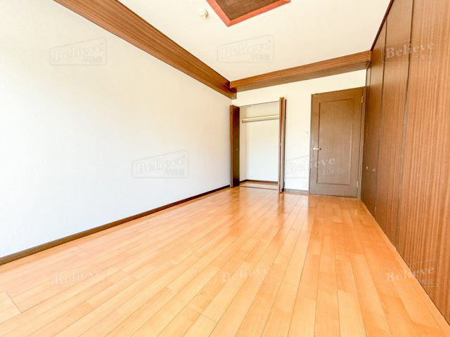 グランドシャルマンの寝室|クローゼット付の寝室です☆