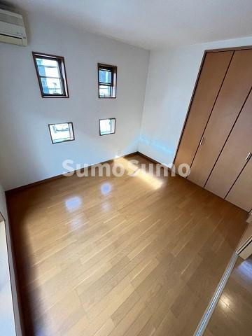 Misty　Gardenの洋室