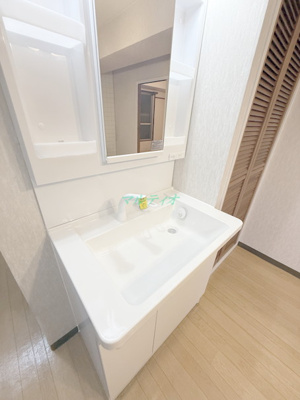 【洗面所】 | ライオンズマンション駒形 | 洗面台