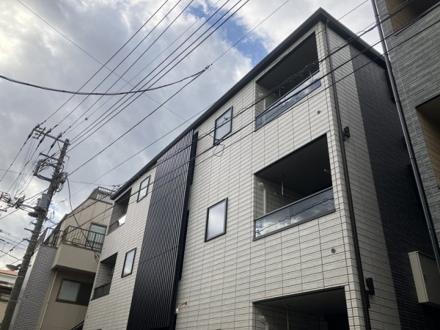 ＬＵＬＵ西尾久の外観