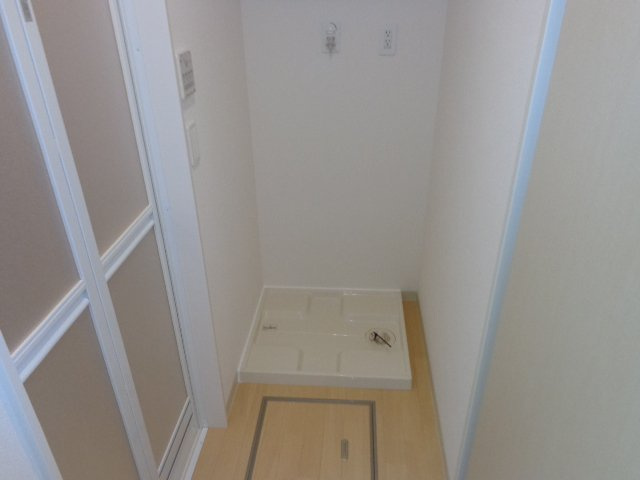 パルジェプランドールのその他|洗濯機置場