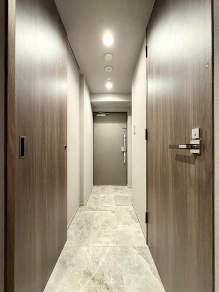 ルネサンス赤坂プレミアムコートの玄関
